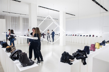 Fotoservizio/FW 2017-2018/WOMEN/AGL ATTILIO GIUSTI LEOMBRUNI/DP2/3
