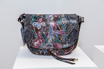 Fotoservizio/FW 2017-2018/WOMEN/AGL ATTILIO GIUSTI LEOMBRUNI/DP2/18