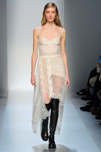 Fotoservizio/FW 2017-2018/WOMEN/ERMANNO SCERVINO/DP2/4