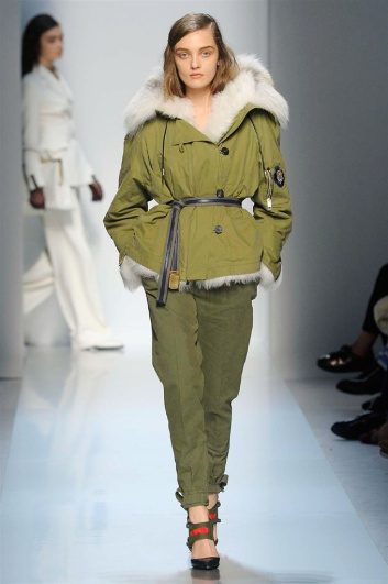 Fotoservizio/FW 2017-2018/WOMEN/ERMANNO SCERVINO/DP2/5