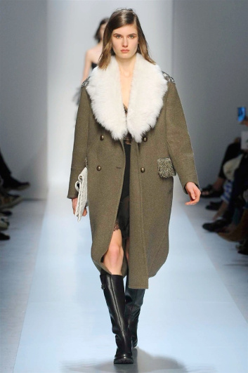 Fotoservizio/FW 2017-2018/WOMEN/ERMANNO SCERVINO/DP2/1