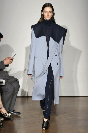 Fotoservizio/FW 2017-2018/WOMEN/GABRIELE COLANGELO/DP2/1