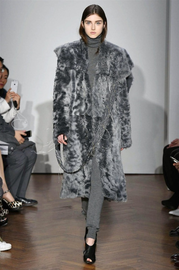 Fotoservizio/FW 2017-2018/WOMEN/GABRIELE COLANGELO/DP2/6