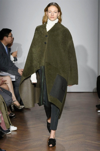 Fotoservizio/FW 2017-2018/WOMEN/GABRIELE COLANGELO/DP2/3