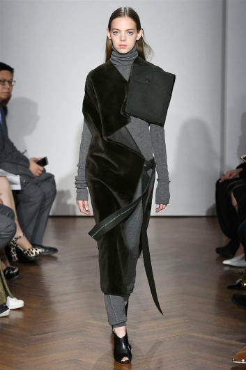 Fotoservizio/FW 2017-2018/WOMEN/GABRIELE COLANGELO/DP2/6
