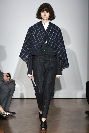 Fotoservizio/FW 2017-2018/WOMEN/GABRIELE COLANGELO/DP2/4