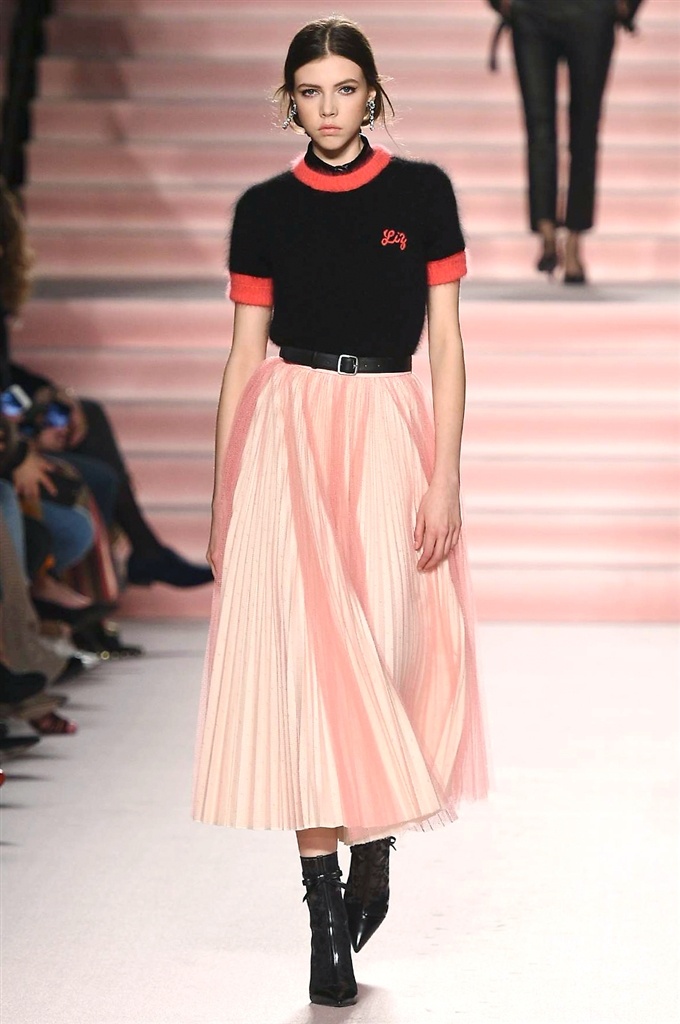 Fotoservizio/FW 2017-2018/WOMEN/PHILOSOPHY DI LORENZO SERAFINI/DP2/2