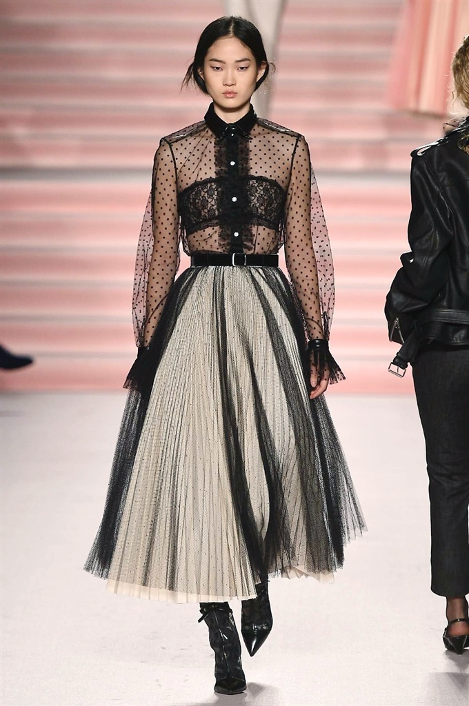 Fotoservizio/FW 2017-2018/WOMEN/PHILOSOPHY DI LORENZO SERAFINI/DP2/4