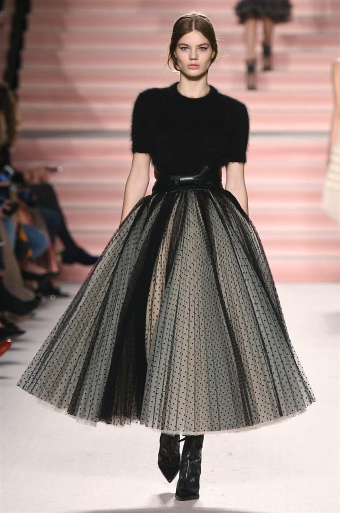 Fotoservizio/FW 2017-2018/WOMEN/PHILOSOPHY DI LORENZO SERAFINI/DP2/3