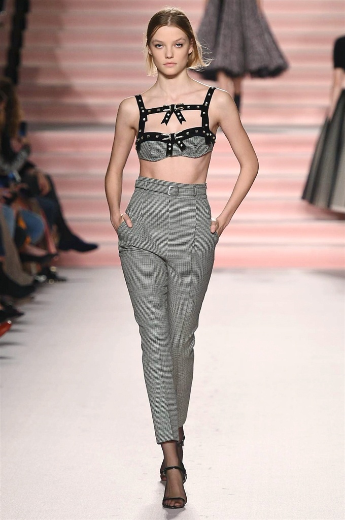 Fotoservizio/FW 2017-2018/WOMEN/PHILOSOPHY DI LORENZO SERAFINI/DP2/5