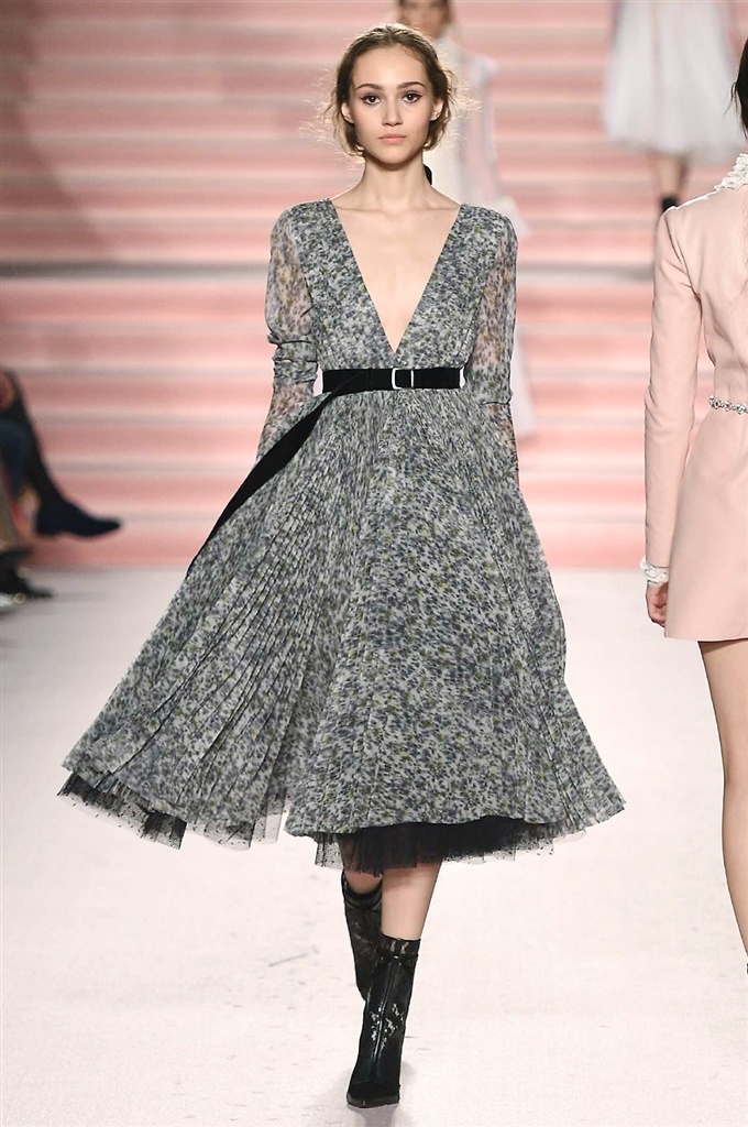 Fotoservizio/FW 2017-2018/WOMEN/PHILOSOPHY DI LORENZO SERAFINI/DP2/2