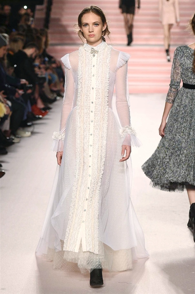 Fotoservizio/FW 2017-2018/WOMEN/PHILOSOPHY DI LORENZO SERAFINI/DP2/3