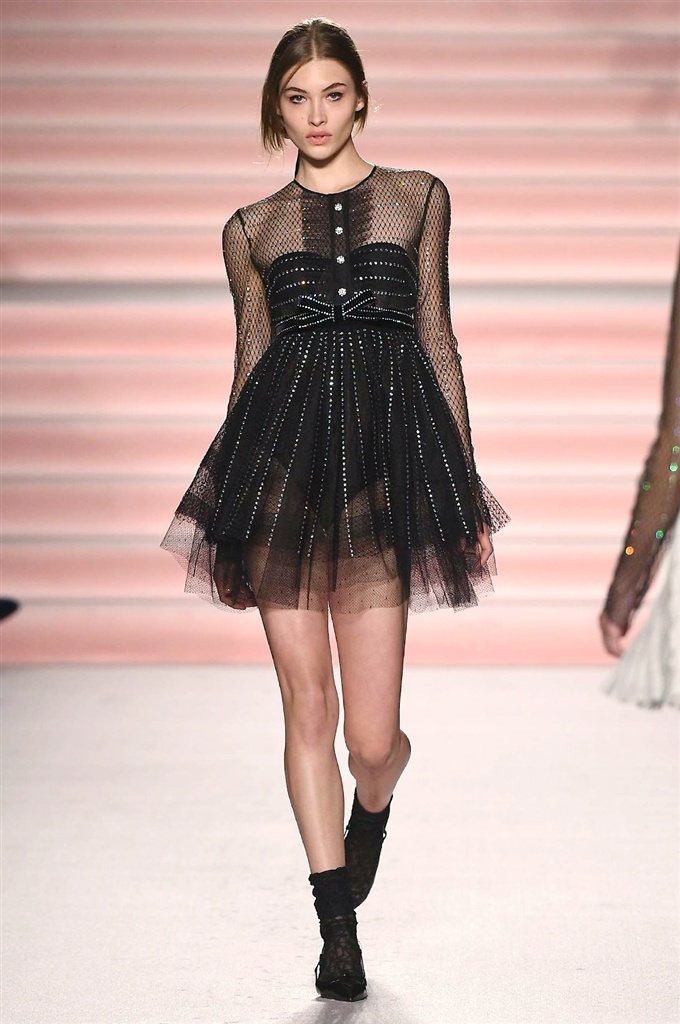 Fotoservizio/FW 2017-2018/WOMEN/PHILOSOPHY DI LORENZO SERAFINI/DP2/0