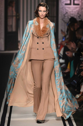 Fotoservizio/FW 2017-2018/WOMEN/ELISABETTA FRANCHI/DP2/0