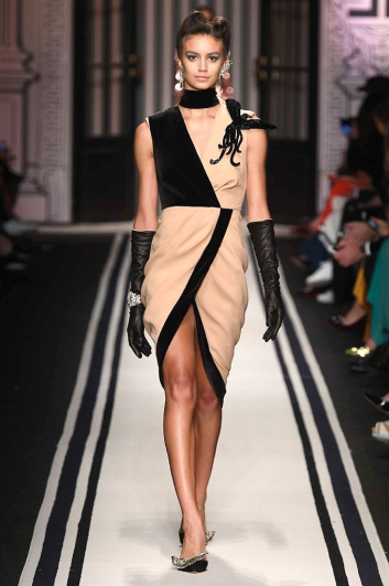 Fotoservizio/FW 2017-2018/WOMEN/ELISABETTA FRANCHI/DP2/1