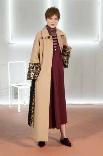 Fotoservizio/FW 2017-2018/WOMEN/BEATRICE B/DP2/4