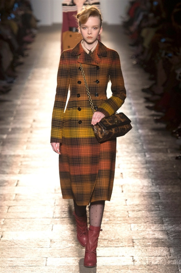 Fotoservizio/FW 2017-2018/WOMEN/BOTTEGA VENETA/DP2/0