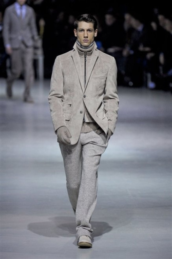 Fotoservizio/FW 2012-2013/MEN/CORNELIANI/D1/2