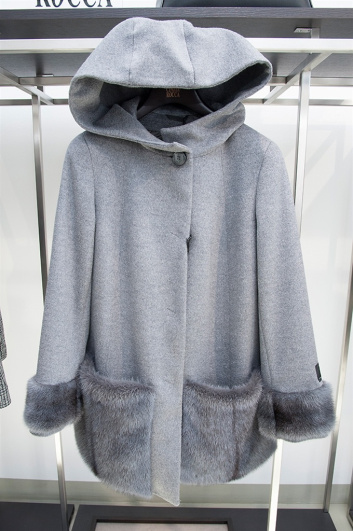 Fotoservizio/FW 2017-2018/WOMEN/CINZIA ROCCA/DP2/19