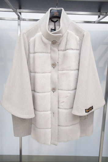Fotoservizio/FW 2017-2018/WOMEN/CINZIA ROCCA/DP2/28
