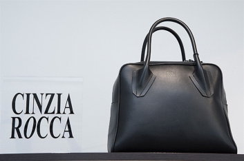 Fotoservizio/FW 2017-2018/WOMEN/CINZIA ROCCA/DP2/52