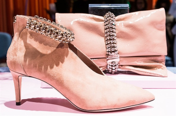 Fotoservizio/FW 2017-2018/WOMEN/JIMMY CHOO/DP2/2