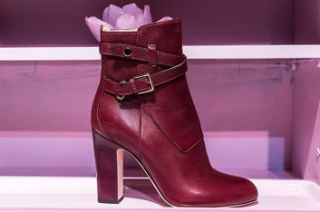 Fotoservizio/FW 2017-2018/WOMEN/JIMMY CHOO/DP2/18