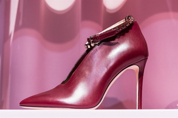 Fotoservizio/FW 2017-2018/WOMEN/JIMMY CHOO/DP2/20