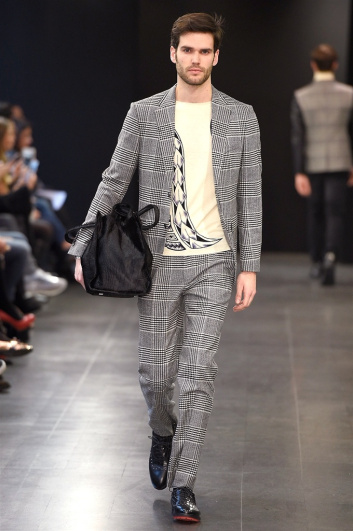 Fotoservizio/FW 2017-2018/WOMEN/ASSEGNATO/DP2/43