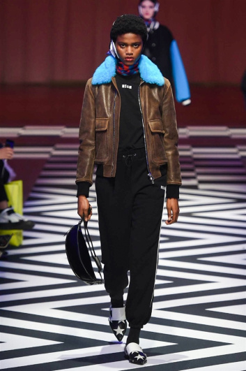 Fotoservizio/FW 2017-2018/WOMEN/MSGM/DP2/13