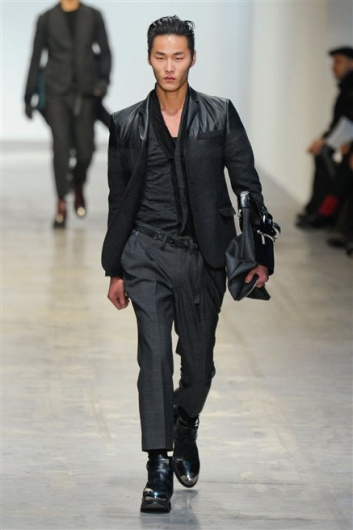 Fotoservizio/FW 2012-2013/MEN/COSTUME NATIONAL HOMME/D1/13