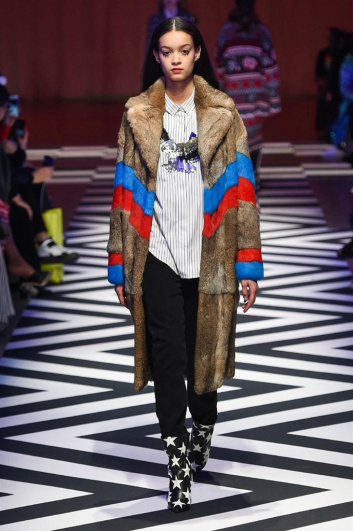Fotoservizio/FW 2017-2018/WOMEN/MSGM/DP2/27