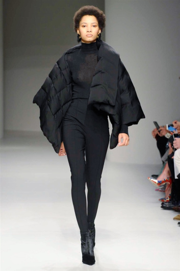 Fotoservizio/FW 2017-2018/WOMEN/SALVATORE FERRAGAMO/DP2/0