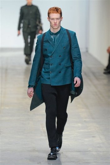 Fotoservizio/FW 2012-2013/MEN/COSTUME NATIONAL HOMME/D1/26