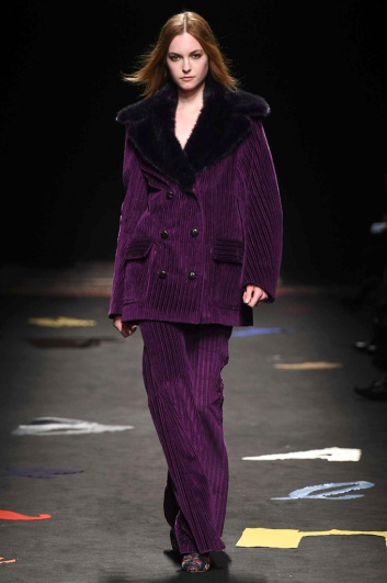 Fotoservizio/FW 2017-2018/WOMEN/MAURIZIO PECORARO/DP2/0