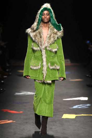 Fotoservizio/FW 2017-2018/WOMEN/MAURIZIO PECORARO/DP2/2