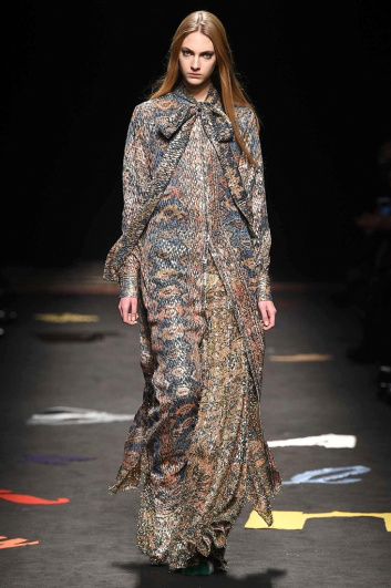 Fotoservizio/FW 2017-2018/WOMEN/MAURIZIO PECORARO/DP2/0