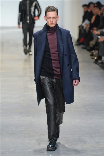 Fotoservizio/FW 2012-2013/MEN/COSTUME NATIONAL HOMME/D1/34