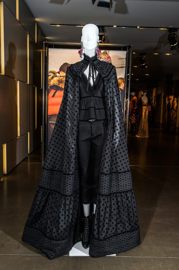 Fotoservizio/FW 2017-2018/WOMEN/DSQUARED2/DP2/5