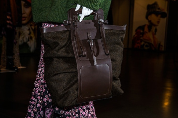 Fotoservizio/FW 2017-2018/WOMEN/DSQUARED2/DP2/27