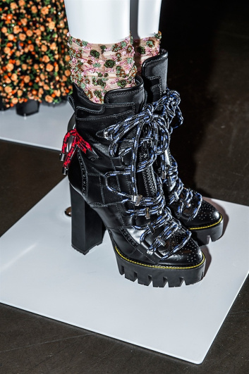 Fotoservizio/FW 2017-2018/WOMEN/DSQUARED2/DP2/33