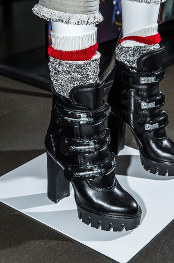 Fotoservizio/FW 2017-2018/WOMEN/DSQUARED2/DP2/46