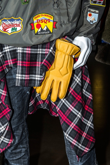 Fotoservizio/FW 2017-2018/WOMEN/DSQUARED2/DP2/58