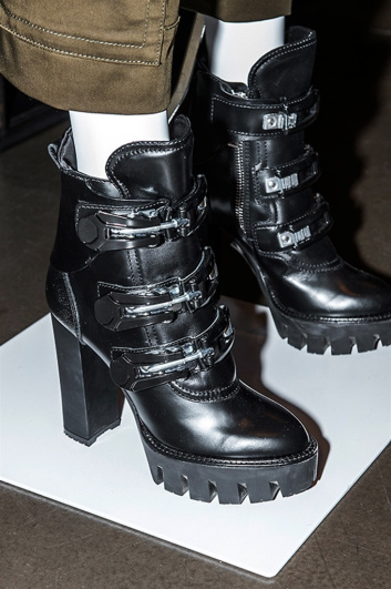 Fotoservizio/FW 2017-2018/WOMEN/DSQUARED2/DP2/62