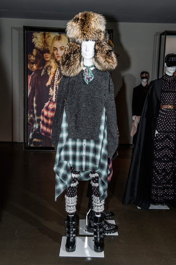 Fotoservizio/FW 2017-2018/WOMEN/DSQUARED2/DP2/63