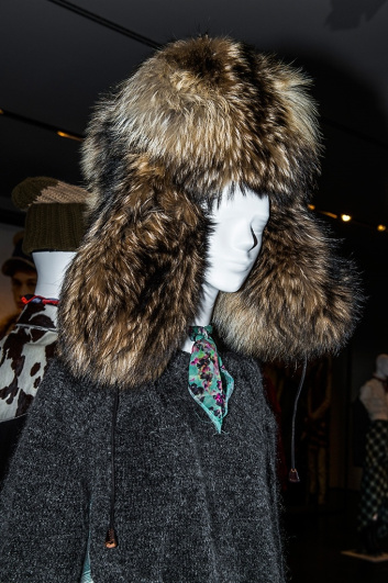 Fotoservizio/FW 2017-2018/WOMEN/DSQUARED2/DP2/64
