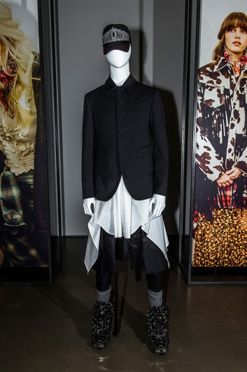 Fotoservizio/FW 2017-2018/WOMEN/DSQUARED2/DP2/72