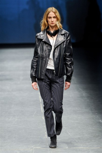 Fotoservizio/FW 2012-2013/MEN/DIESEL BLACK GOLD/D1/22