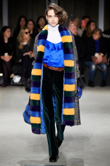 Fotoservizio/FW 2017-2018/WOMEN/SIMONETTA RAVIZZA/DP2/12