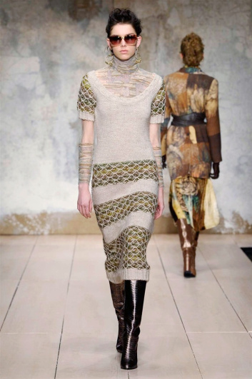 Fotoservizio/FW 2017-2018/WOMEN/LAURA BIAGIOTTI/DP2/4